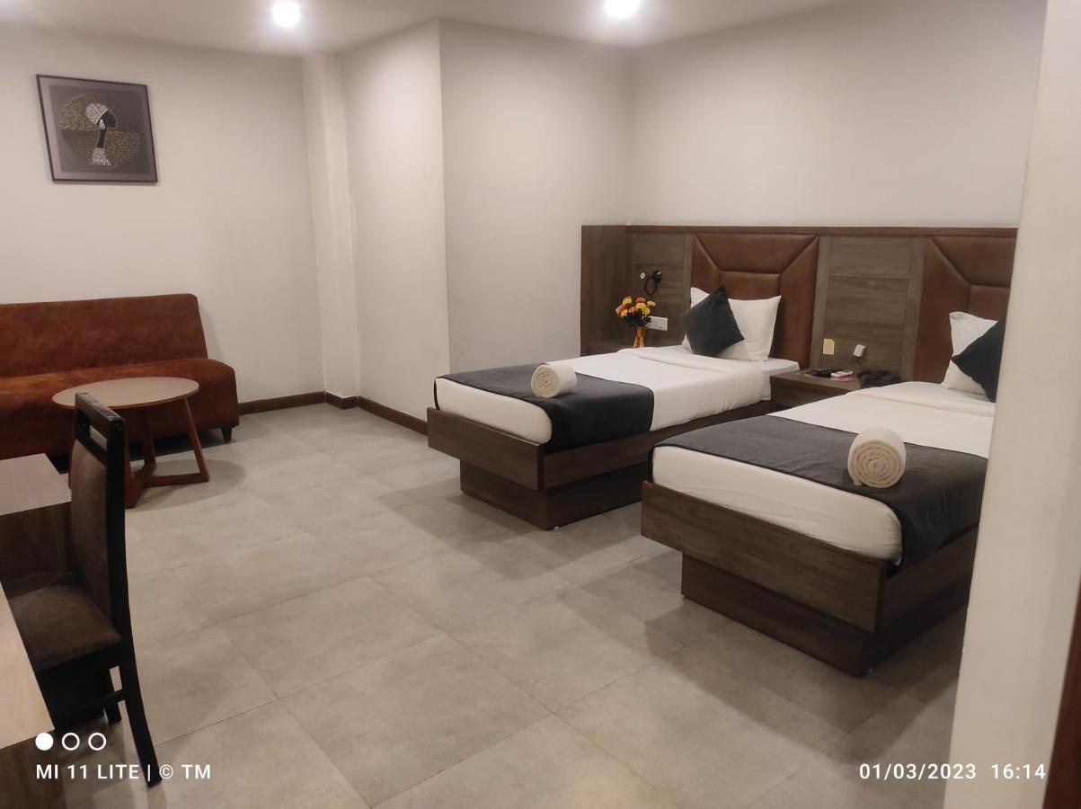 Hotel K79 Jamshedpur Exterior foto